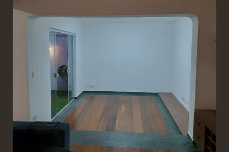 Casa à venda com 3 quartos, 250m² em Planalto Paulista, São Paulo