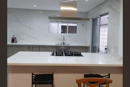 Casa à venda com 3 quartos, 250m² em Planalto Paulista, São Paulo