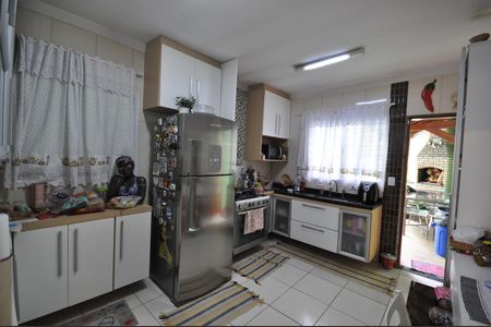 Casa à venda com 150m², 3 quartos e 2 vagasCozinha