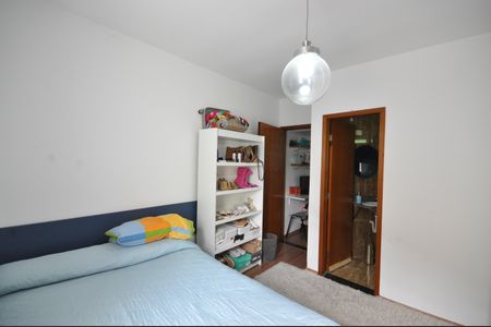 Casa à venda com 150m², 3 quartos e 2 vagasSuíte 3