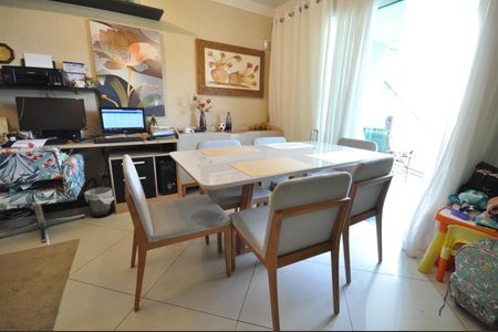 Sala de casa à venda com 3 quartos, 150m² em Vila Constança, São Paulo