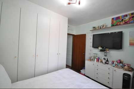 Casa à venda com 150m², 3 quartos e 2 vagasSuíte 1