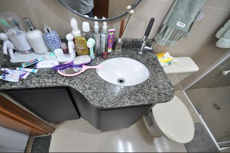 Casa à venda com 150m², 3 quartos e 2 vagasBanheiro da Suíte 1