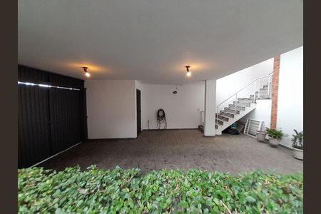 Casa à venda com 4 quartos, 400m² em Jardim Guedala, São Paulo