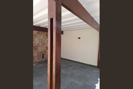 Casa à venda com 3 quartos, 140m² em Vila Moraes, São Paulo