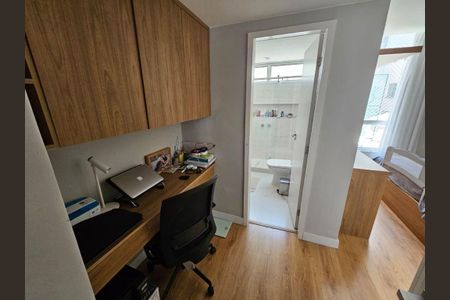 Apartamento à venda com 3 quartos, 142m² em Icaraí, Niterói