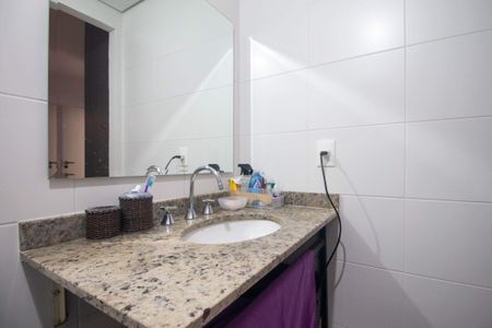 Apartamento à venda com 79m², 1 quarto e 1 vaga