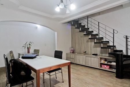 Sala de casa para alugar com 7 quartos, 273m² em Brasilândia, São Paulo