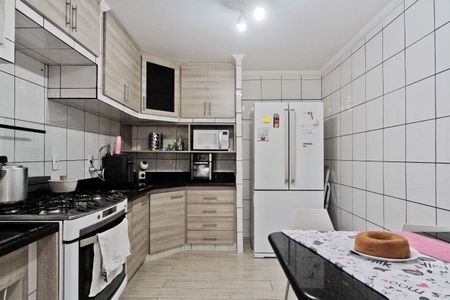 Casa à venda com 273m², 7 quartos e 5 vagas Casa à venda com 273m², 7 quartos e 5 vagasCozinha