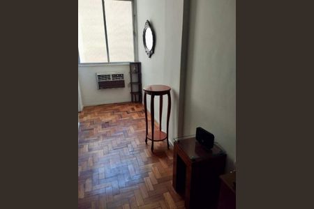 Apartamento à venda com 2 quartos, 70m² em Copacabana, Rio de Janeiro