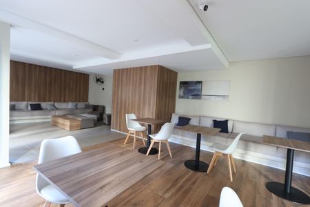 Apartamento à venda com 27m², 1 quarto e sem vagaÁrea comum - Salão de festas