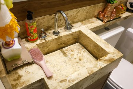 Apartamento para alugar com 60m², 2 quartos e 1 vaga Apartamento para alugar com 60m², 2 quartos e 1 vagaBanheiro