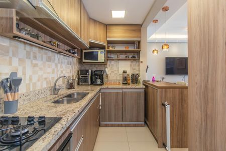 Apartamento para alugar com 65m², 2 quartos e 1 vaga Apartamento para alugar com 65m², 2 quartos e 1 vagaCozinha e Área de Serviço