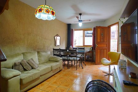 Casa à venda com 277m², 3 quartos e 2 vagasSala