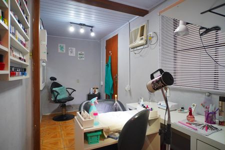 Casa à venda com 277m², 3 quartos e 2 vagasSala 2