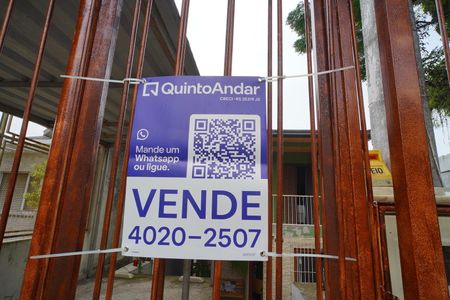Casa à venda com 277m², 3 quartos e 2 vagasPlaquinha 