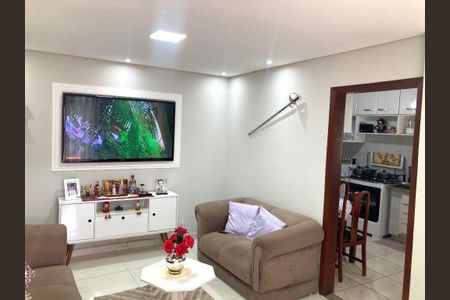 Casa à venda com 3 quartos, 131m² em Jaguaribe, Osasco