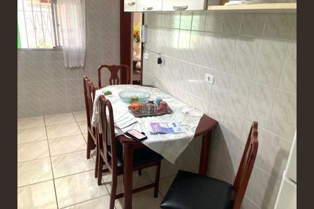 Casa à venda com 3 quartos, 131m² em Jaguaribe, Osasco