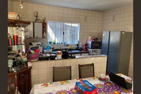 Casa à venda com 3 quartos, 250m² em Jardim D’abril, Osasco