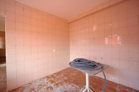Casa à venda com 200m², 3 quartos e 2 vagasEdícula - Cozinha