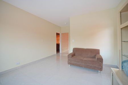 Casa à venda com 200m², 3 quartos e 2 vagasSala