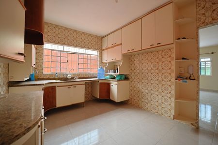 Casa à venda com 200m², 3 quartos e 2 vagasCozinha