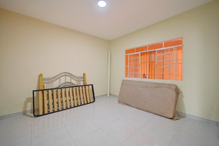 Casa à venda com 200m², 3 quartos e 2 vagasQuarto 2