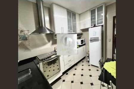 Casa à venda com 144m², 3 quartos e 3 vagas