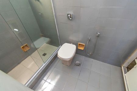 Apartamento para alugar com 120m², 2 quartos e 1 vaga Apartamento para alugar com 120m², 2 quartos e 1 vagaBanheiro