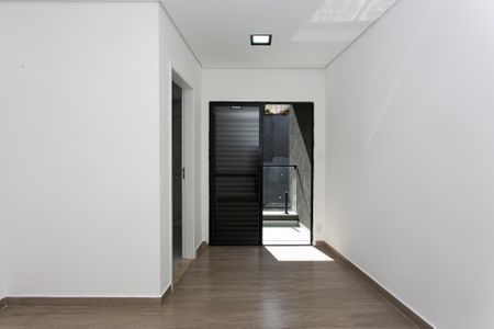 Casa à venda com 110m², 2 quartos e 2 vagasSuíte 2
