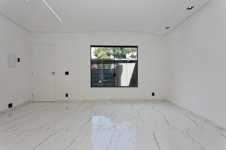 Sala de casa à venda com 2 quartos, 110m² em Penha de França, São Paulo