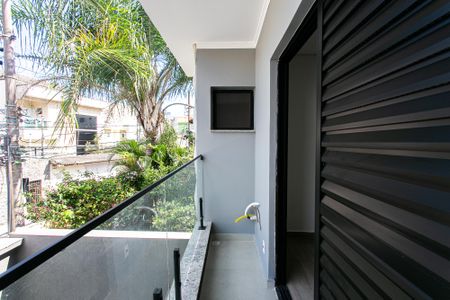 Casa à venda com 110m², 2 quartos e 2 vagasVaranda da Suíte 1
