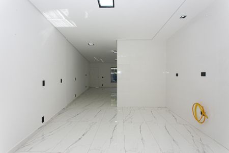 Casa à venda com 110m², 2 quartos e 2 vagasCozinha