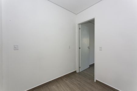 Casa à venda com 110m², 2 quartos e 2 vagasCorredor