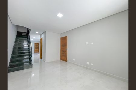 Casa à venda com 230m², 3 quartos e 4 vagasSala