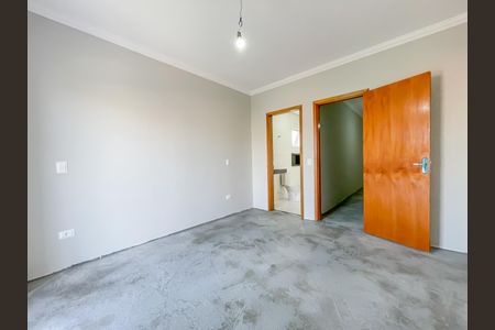 Casa à venda com 230m², 3 quartos e 4 vagasSuíte 2