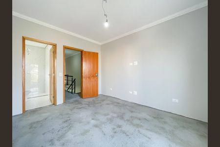 Casa à venda com 230m², 3 quartos e 4 vagasSuíte 2