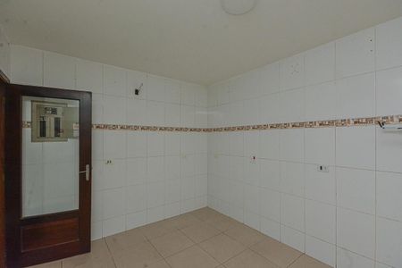 Casa para alugar com 156m², 4 quartos e 3 vagas Casa para alugar com 156m², 4 quartos e 3 vagasCozinha