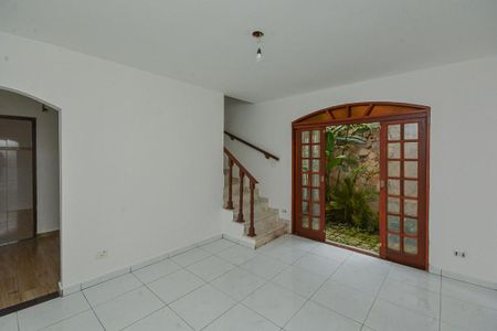 Casa para alugar com 156m², 4 quartos e 3 vagas Casa para alugar com 156m², 4 quartos e 3 vagasSala 2