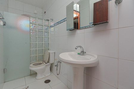 Casa para alugar com 156m², 4 quartos e 3 vagas Casa para alugar com 156m², 4 quartos e 3 vagasBanheiro 2