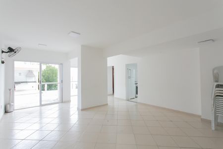Apartamento à venda com 70m², 3 quartos e 1 vaga Apartamento à venda com 70m², 3 quartos e 1 vagaÁrea comum - Salão de Festas 1