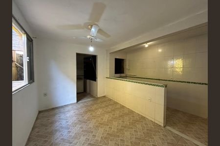 Casa à venda com 117m², 4 quartos e sem vagaSala casa 2