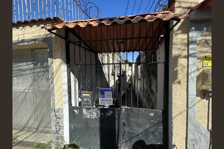 Casa à venda com 117m², 4 quartos e sem vagaFachada + plaquinha