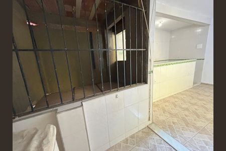 Casa à venda com 117m², 4 quartos e sem vagaÁrea de Serviço