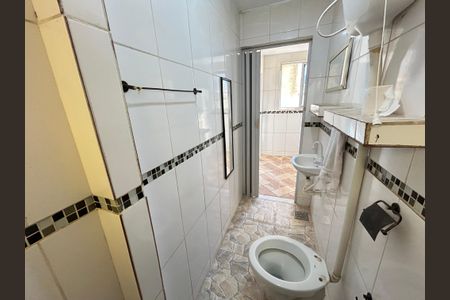 Casa à venda com 117m², 4 quartos e sem vagaBanheiro casa 3