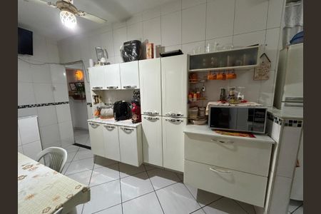 Casa à venda com 117m², 4 quartos e sem vagaCozinha