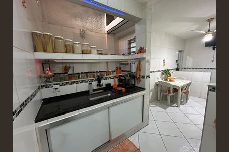 Casa à venda com 117m², 4 quartos e sem vagaCozinha