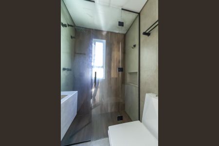 Apartamento à venda com 90m², 3 quartos e 2 vagas Apartamento à venda com 90m², 3 quartos e 2 vagasBanheiro da Suíte