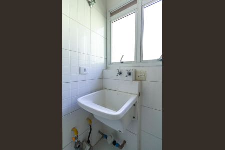 Apartamento à venda com 90m², 3 quartos e 2 vagas Apartamento à venda com 90m², 3 quartos e 2 vagasÁrea de Serviço