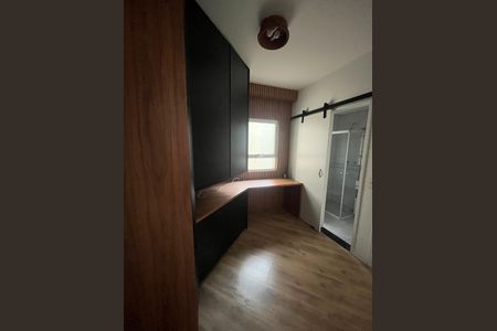 Apartamento à venda com 90m², 3 quartos e 2 vagasQuarto